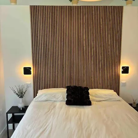 Casita Invitados Con Jardin Y Piscina Compartidos * 노야
