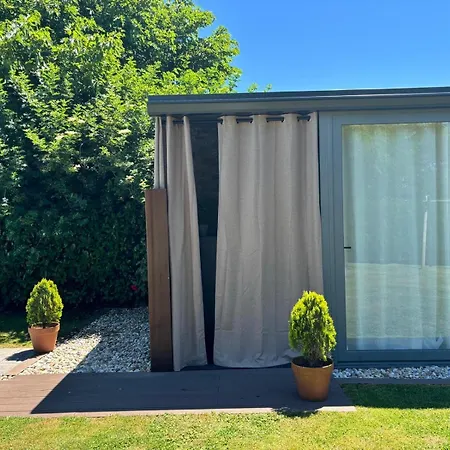 아파트 Casita Invitados Con Jardin Y Piscina Compartidos 노야