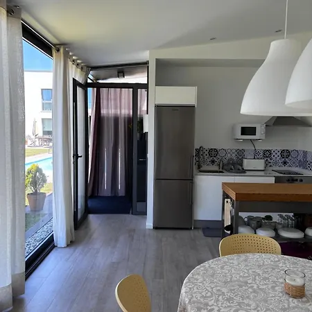 아파트 Casita Invitados Con Jardin Y Piscina Compartidos